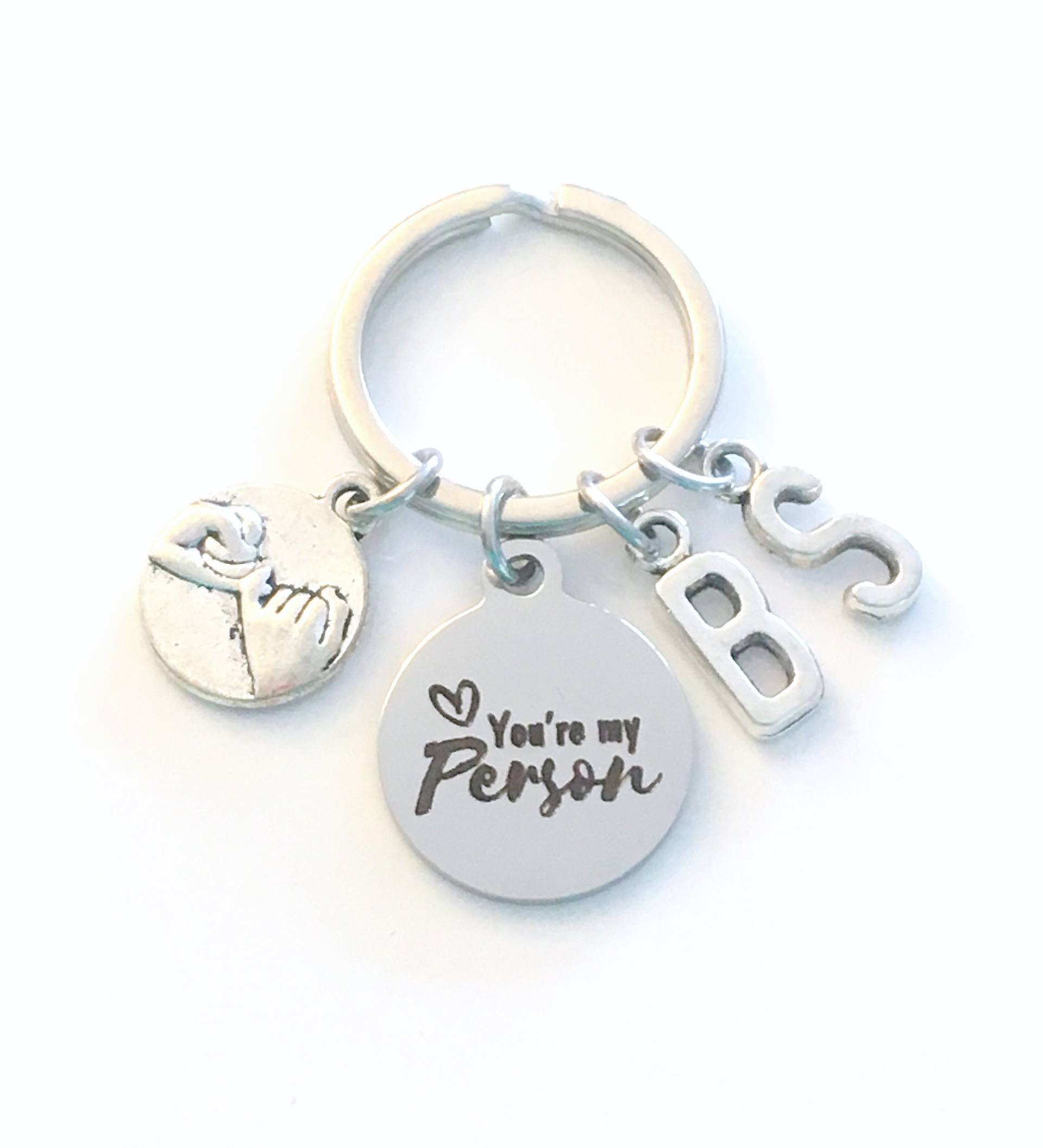 Pinky Versprechen Schlüsselanhänger, Sie Sind Meine Person Geschenk Für Bff Schwören Sie, Mehrere Buchstaben Geburtssteine 2 3 4 5 6 Vorhanden von aJoyfulSurprise