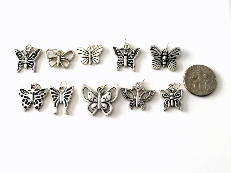 Schmetterlings-Charme, Ihre Wahl Des Schmetterlings-Charmes, Antike Silberne Schmetterlings-Charme - Fügen Sie Charme Zu Jeder Auflistung Hinzu 1 von aJoyfulSurprise