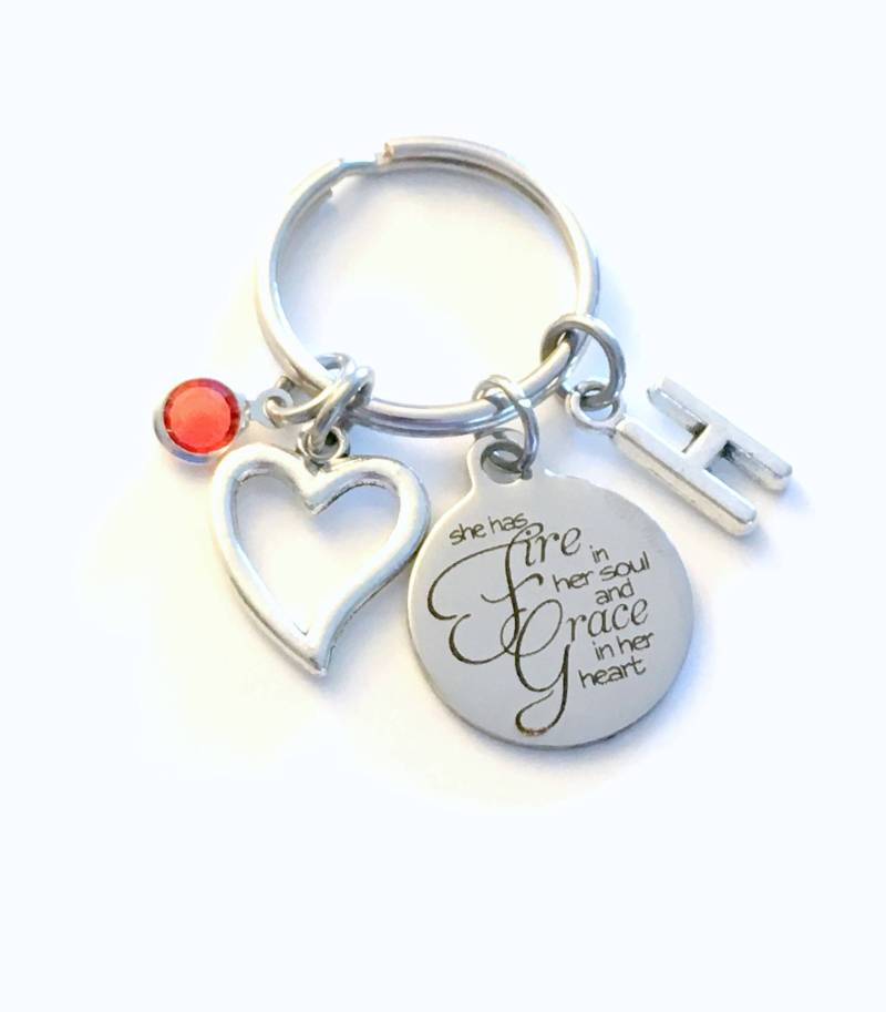 Sie Hat Feuer in Ihrer Seele Und Anmut Ihrem Herzen Schlüsselbund, Geschenk Für Tochter Schlüsselanhänger, Bester Freund Konfirmationsgeschenk Nichte von aJoyfulSurprise
