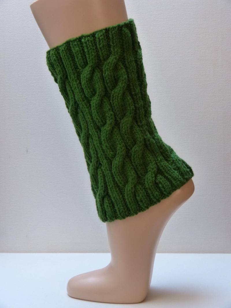 Beinstulpen Kurz Grün Mit Zopfmuster Beinstulpen Kurz Grün Mit Zopfmuster von aXsili