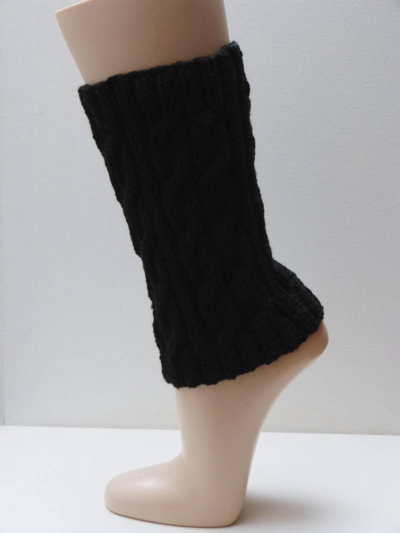 Beinstulpen Kurz - Schwarz Mit Zopfmuster Beinstulpen Kurz - Schwarz Mit Zopfmuster von aXsili