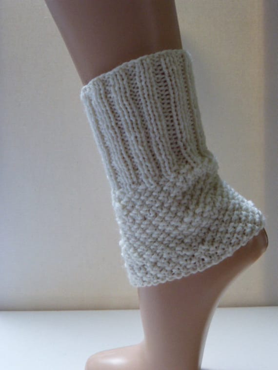 Kurze Beinstulpen - Wollweiß Kurze Stulpen von aXsili