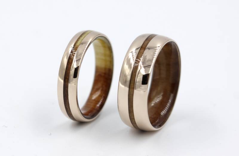 Kupfer Ehering Set Western Red Cedar Wood Band, Comfort Fit von aboutjewelry