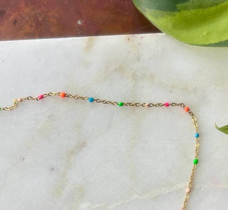 Mehrfarbige Punktierte Gold Filled Halskette Mehrfarbige Punktierte Gold Filled Halskette von abraydee