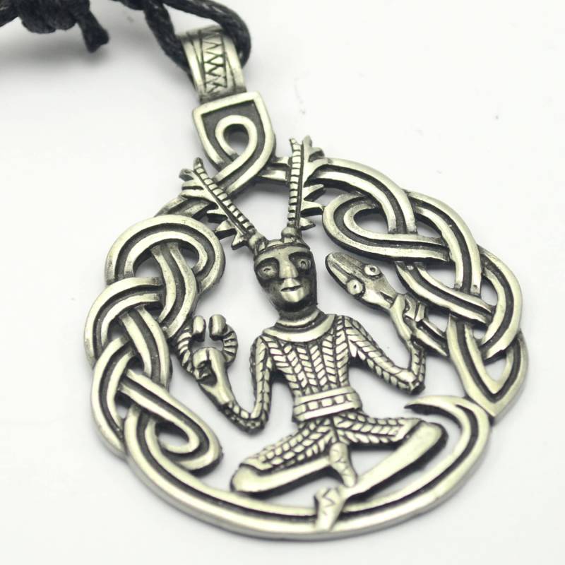 Kelten Anhänger Mit Unendlichen Knoten Aus Zinn von abverkaufSoldout