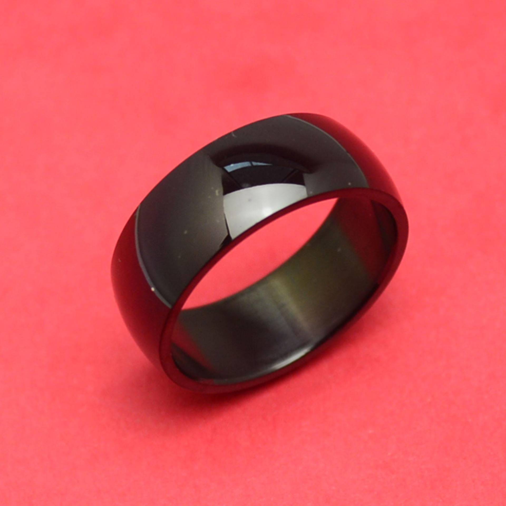 Ring Schwarz Glänzend 8 Mm Breit Edelstahl Polierfehler B-Ware Abverkauf Sold Out von abverkaufSoldout