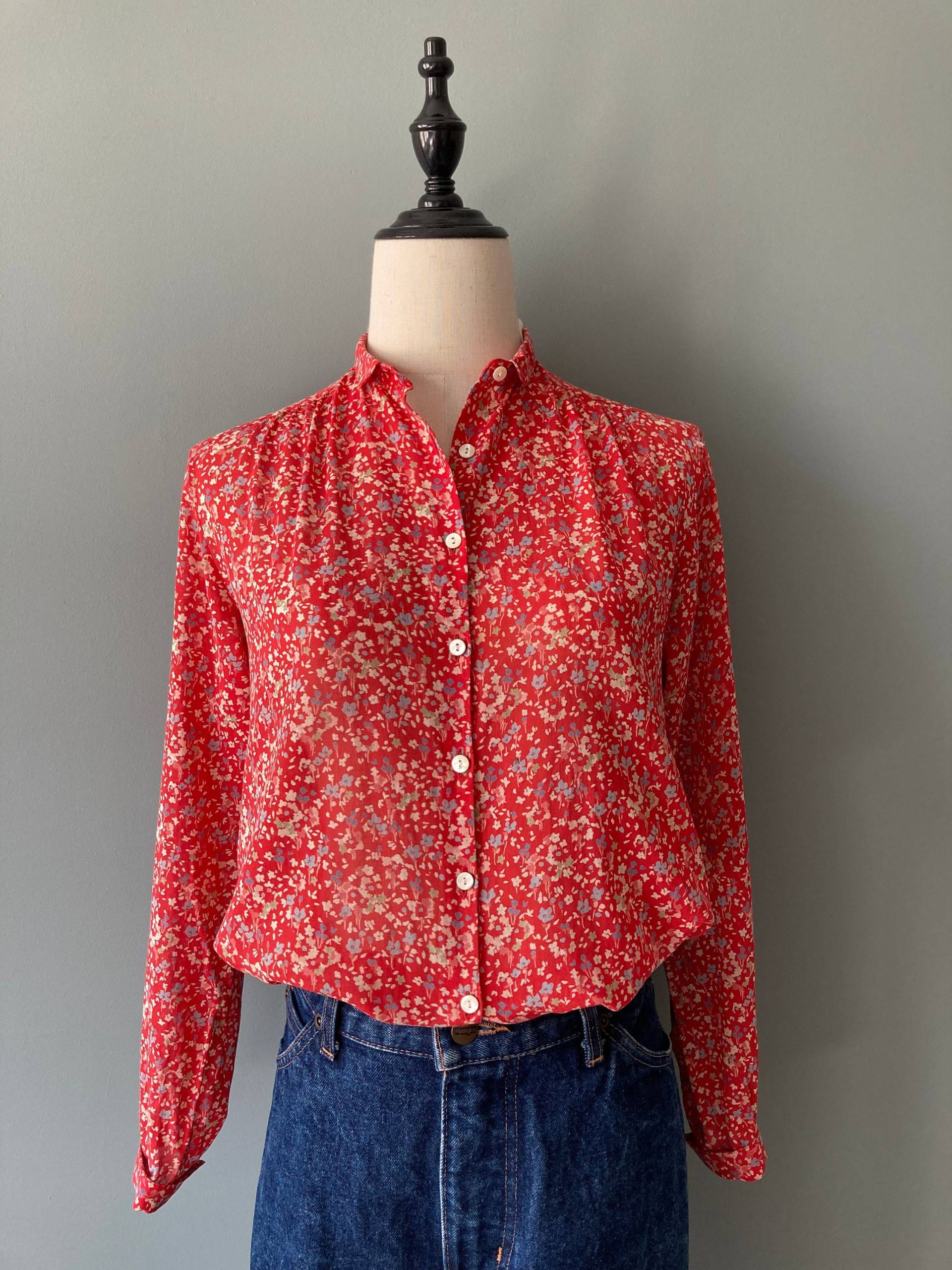 Cacharel 1970Er Jahre Rot Blümchen Baumwollshirt/Klein Cacharel 1970Er Jahre Rot Blümchen Baumwollshirt/Klein von acapulco78vintage