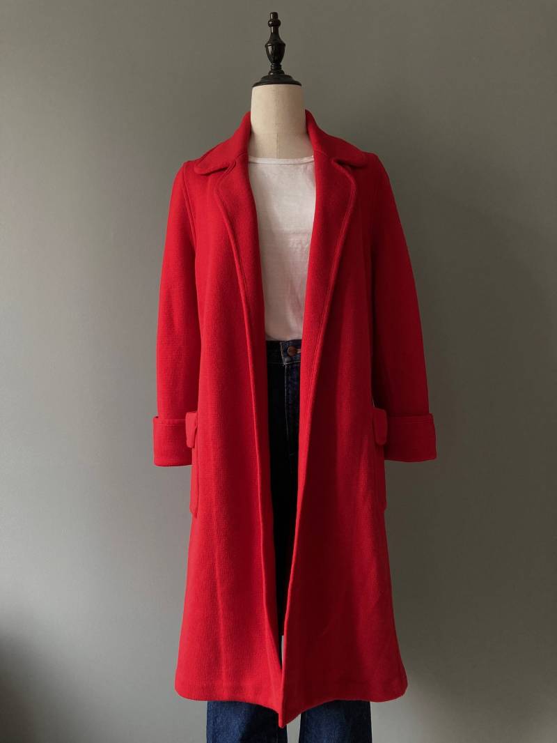 Chacok 1980Er Roter Wollstrickmantel Mit Gürtel/Klein Chacok 1980Er Roter Wollstrickmantel Mit Gürtel/Klein von acapulco78vintage