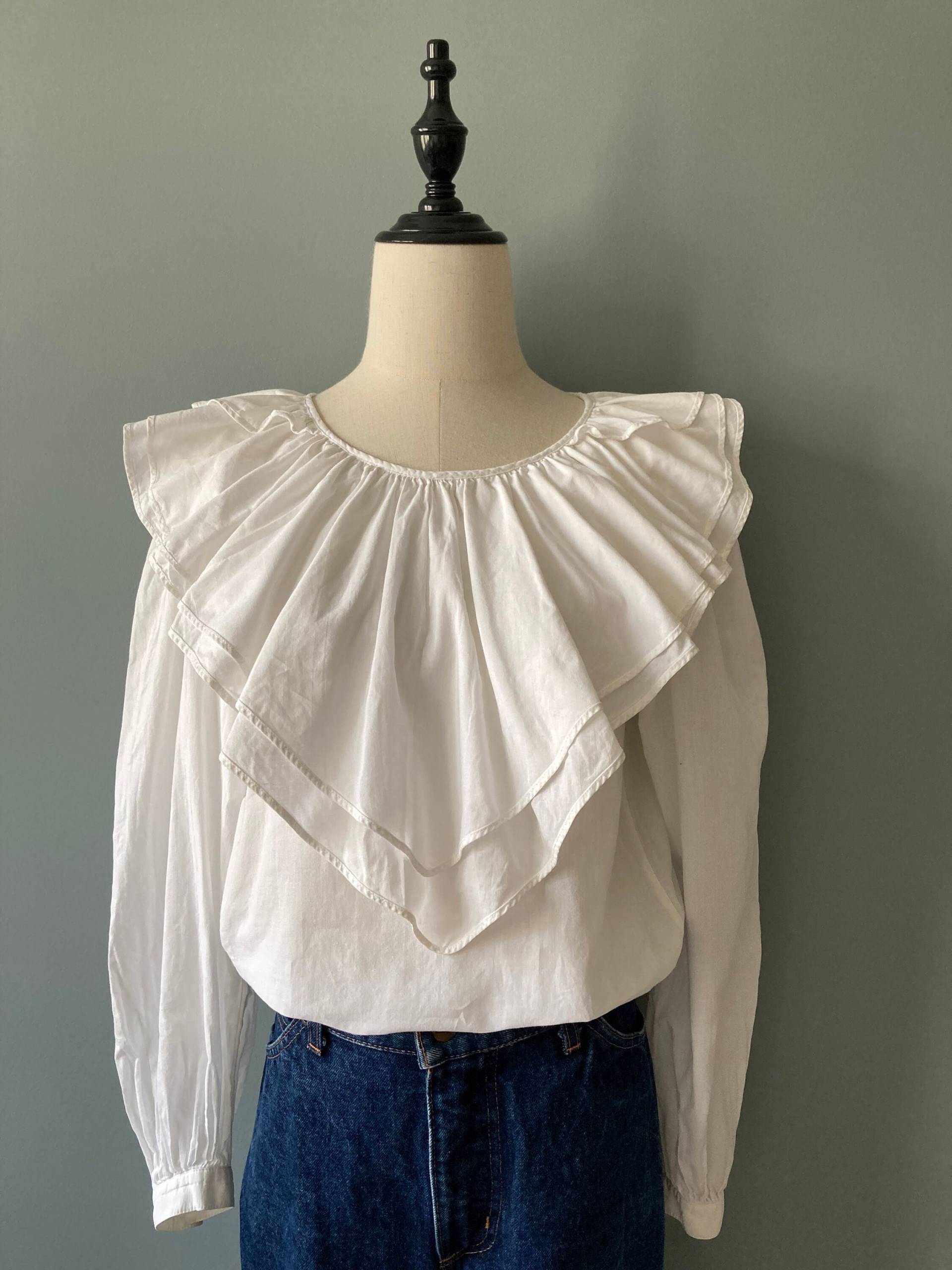 Escada 1980Er Weiße Baumwollbluse/Extra Klein Escada 1980Er Weiße Baumwollbluse/Extra Klein von acapulco78vintage