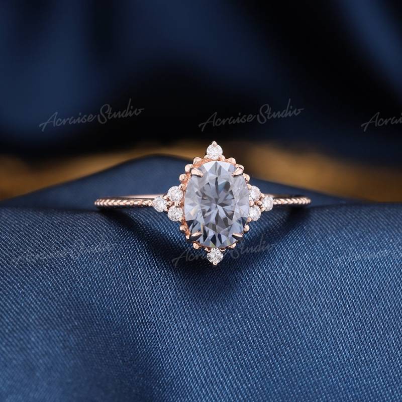 Einzigartiger Grauer Moissanit Verlobungsring Vintage Roségold Oval Form Nautral Diamant Cluster Ehering Antik Ring von acraisejewelry