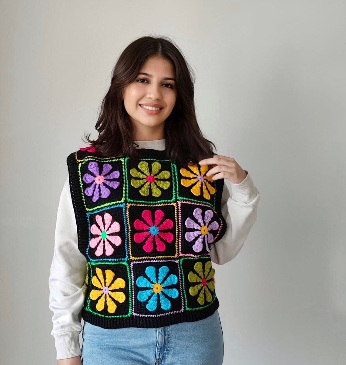Gehäkelte Blumen Pullover Weste, Handgemachte Häkeln Daisy Patchwork Mehrfarbige Einzigartige Weste Gehäkelte Blumen Pullover Weste, Handgemachte Häkeln Daisy Patchwork Mehrfarbige Einzigartige Weste von acuncrochet