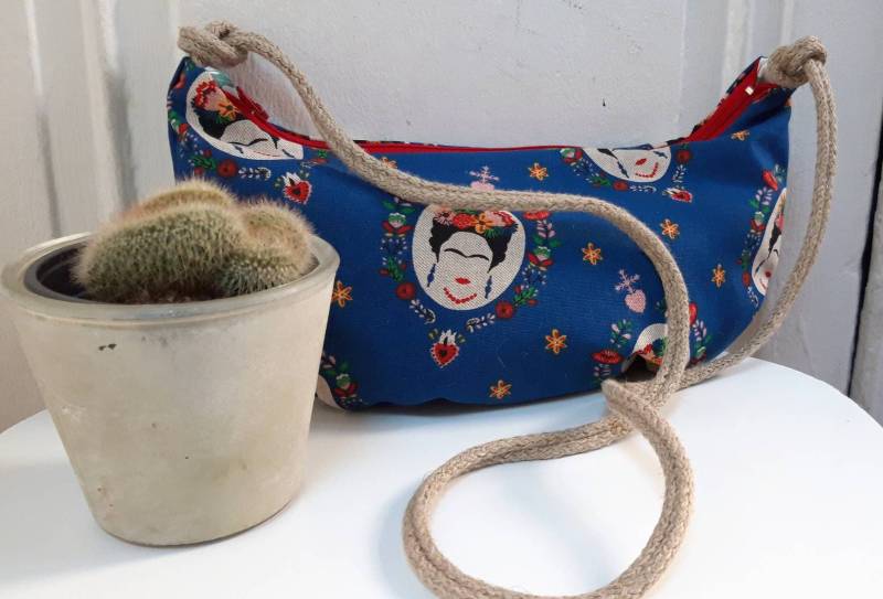 Frida Wenig Tasche Frida Wenig Tasche von adaluluz
