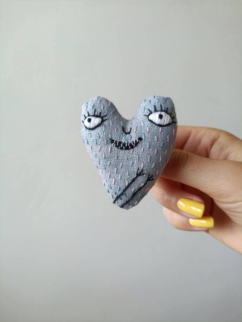 Herz. Liebe. Sofort Versandfertig. Anstecknadel. Valentinstag Herz. Liebe. Sofort Versandfertig. Anstecknadel. Valentinstag von adatine