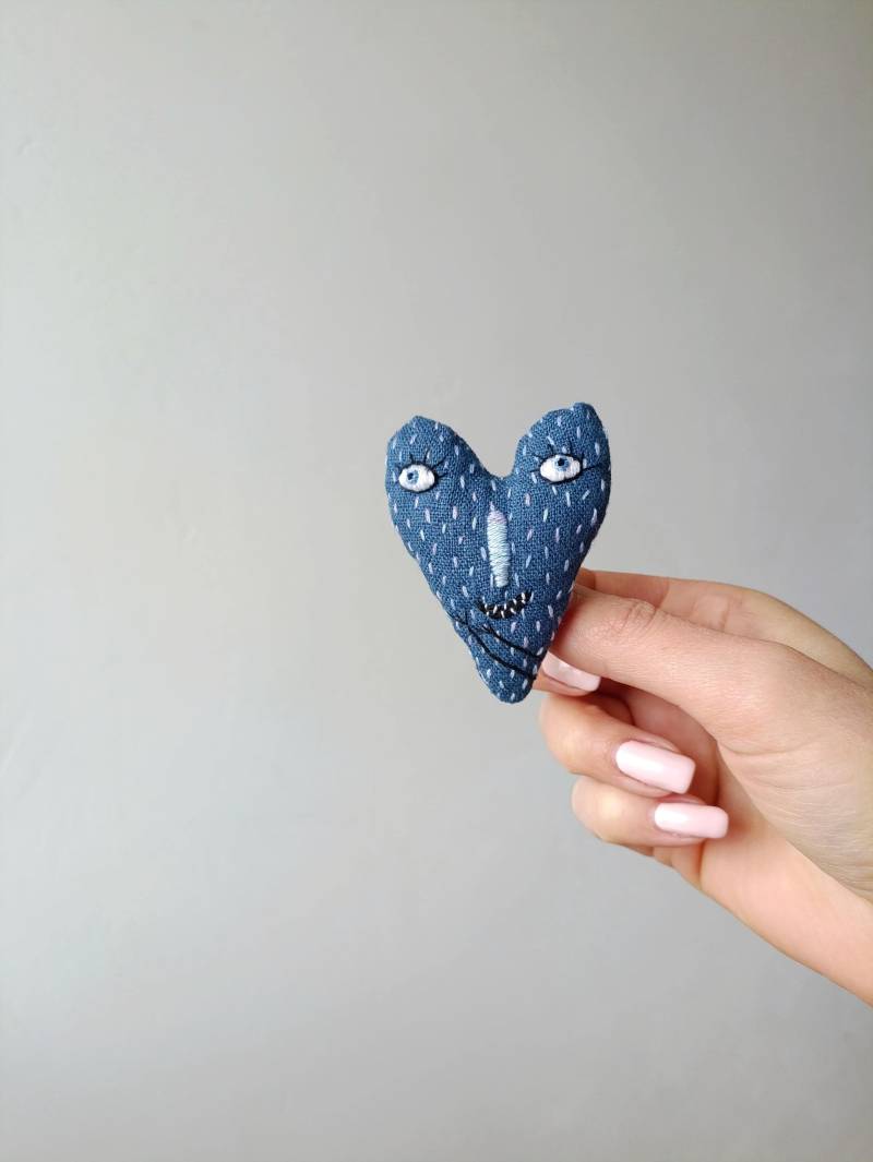 Herz. Liebe. Sofort Versandfertig. Anstecknadel. Valentinstag von adatine