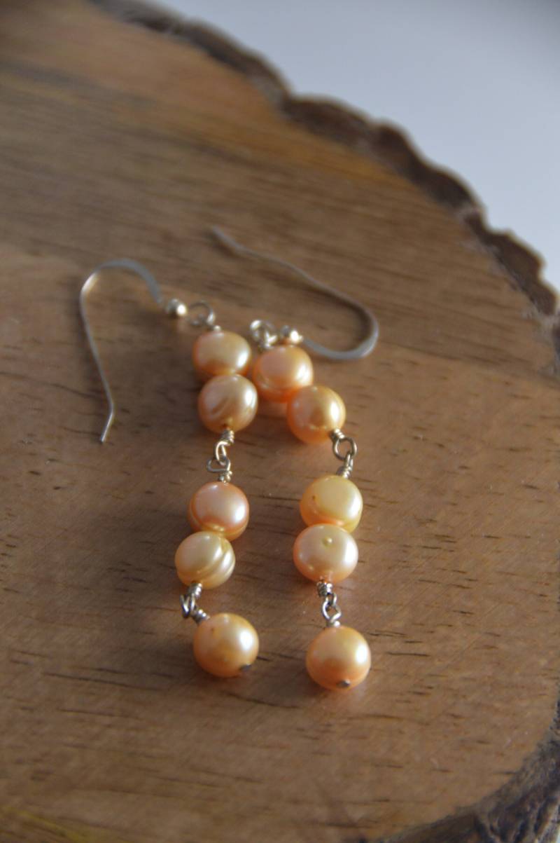 Elegante Pfirsichfarbene Süßwasserperlen Ohrringe. Einfache, Brautschmuck, Sterling Silber, Lange Tropfen, Draht Gewickelt, Handgemachte von adgiggles