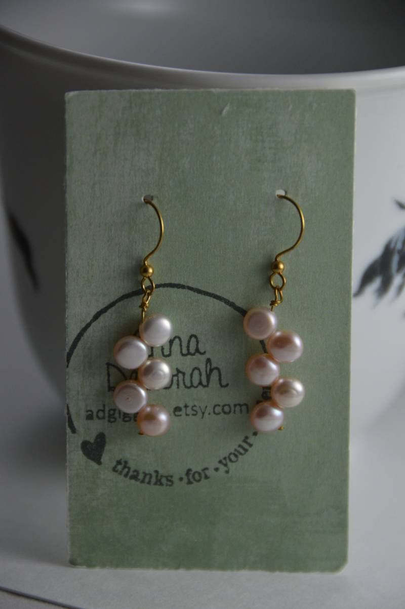 Rosa Süßwasserperle Vergoldet Messing, Ohrringe. Brautschmuck, Brautjungfernschmuck, Handgemacht, Draht Gewickelt, Tropfen, Juni Geburtsstein von adgiggles