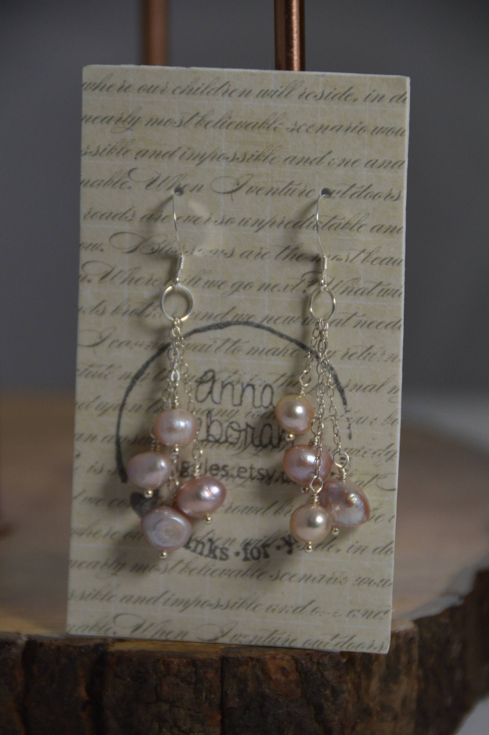 Vier-String Süßwasser-Zuchtperlen Sterling Silber Tropfen Ohrringe von adgiggles