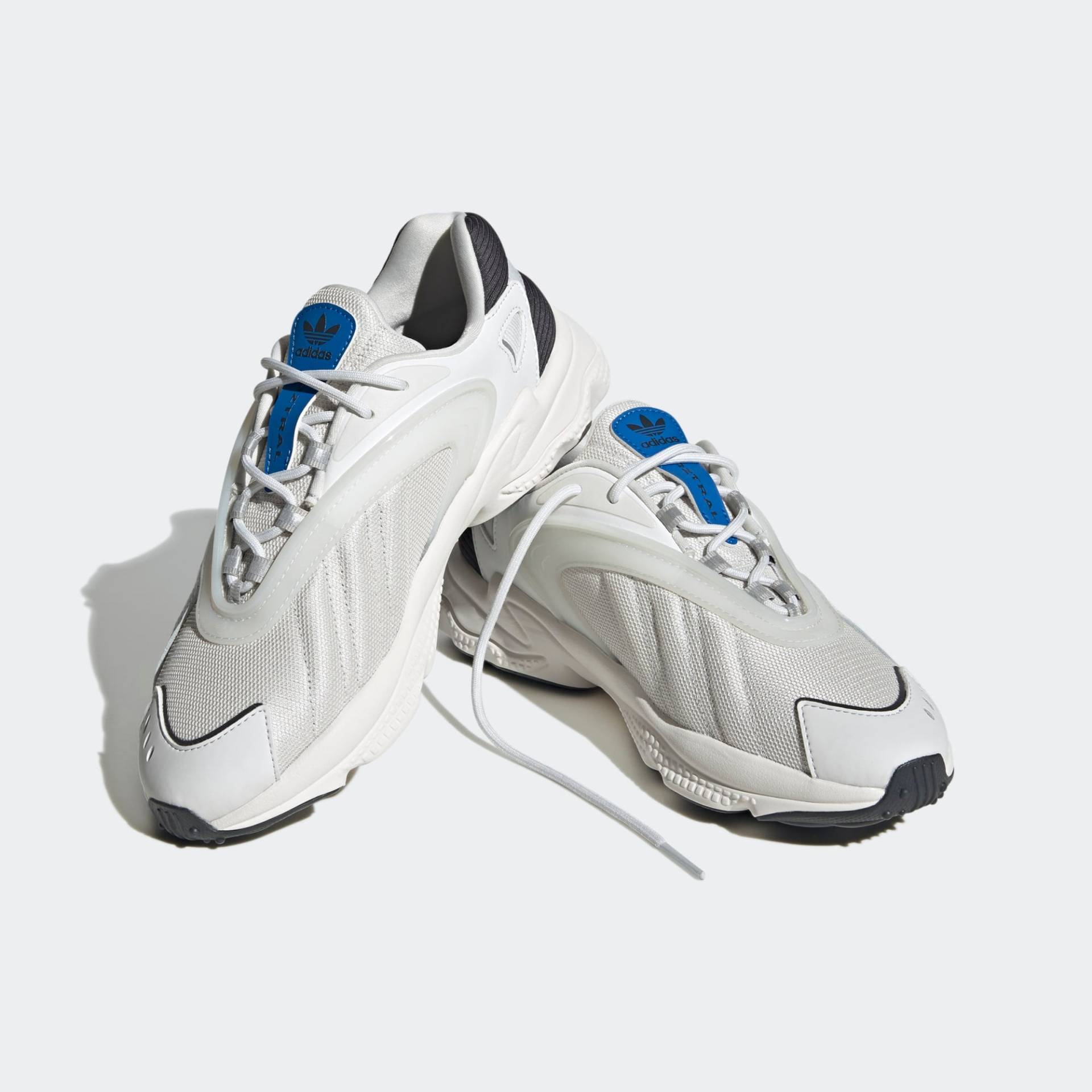 Sneaker 'Oztral' von adidas Originals