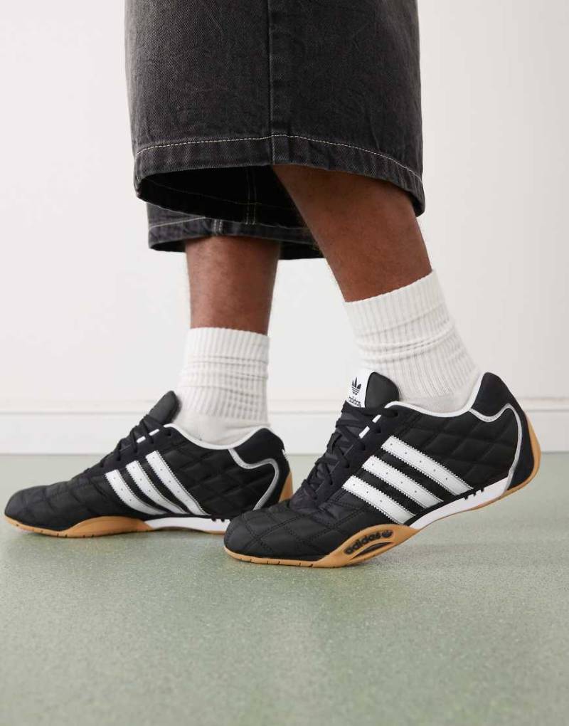 adidas Originals - AdiRacer - Sneaker in Schwarz und Weiß von adidas Originals