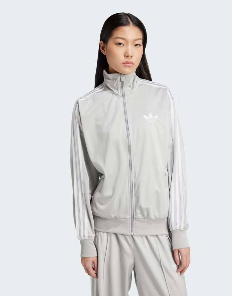 adidas Originals - Adicolor Classic Firebird - Locker sitzende Trainingshose in Grau Two von adidas Originals