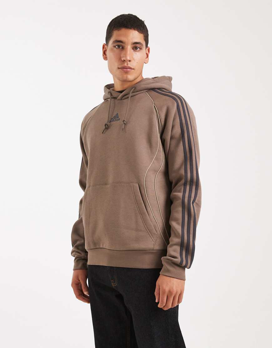 adidas Originals - Adicolor Teamgeist - Kapuzenpullover in Blanch Brown mit markanten Nähten von adidas Originals