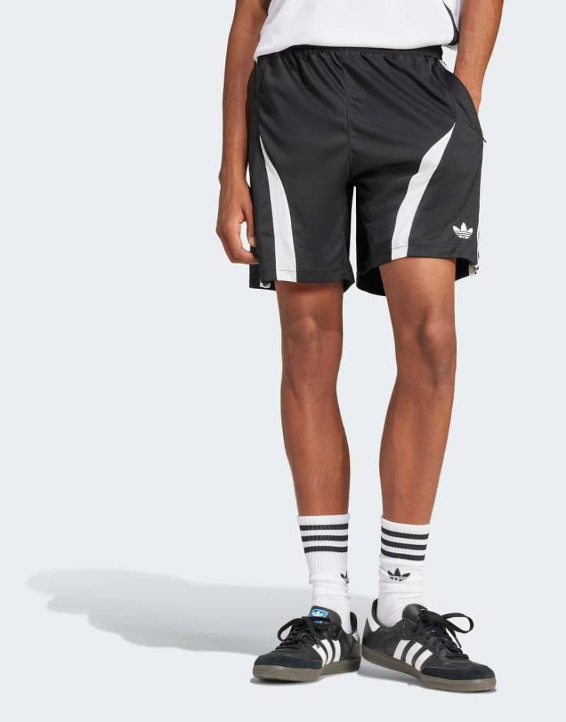 adidas Originals - Adicolor Teamgeist - Shorts in Schwarz/Weiß adidas Originals - Adicolor Teamgeist - Shorts in Schwarz/Weiß von adidas Originals