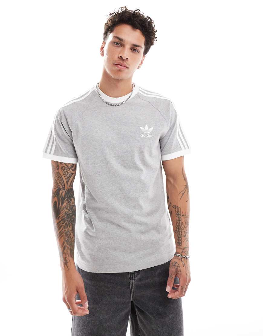 adidas Originals - Adicolour - T-Shirt in Grau adidas Originals - Adicolour - T-Shirt in Grau von adidas Originals