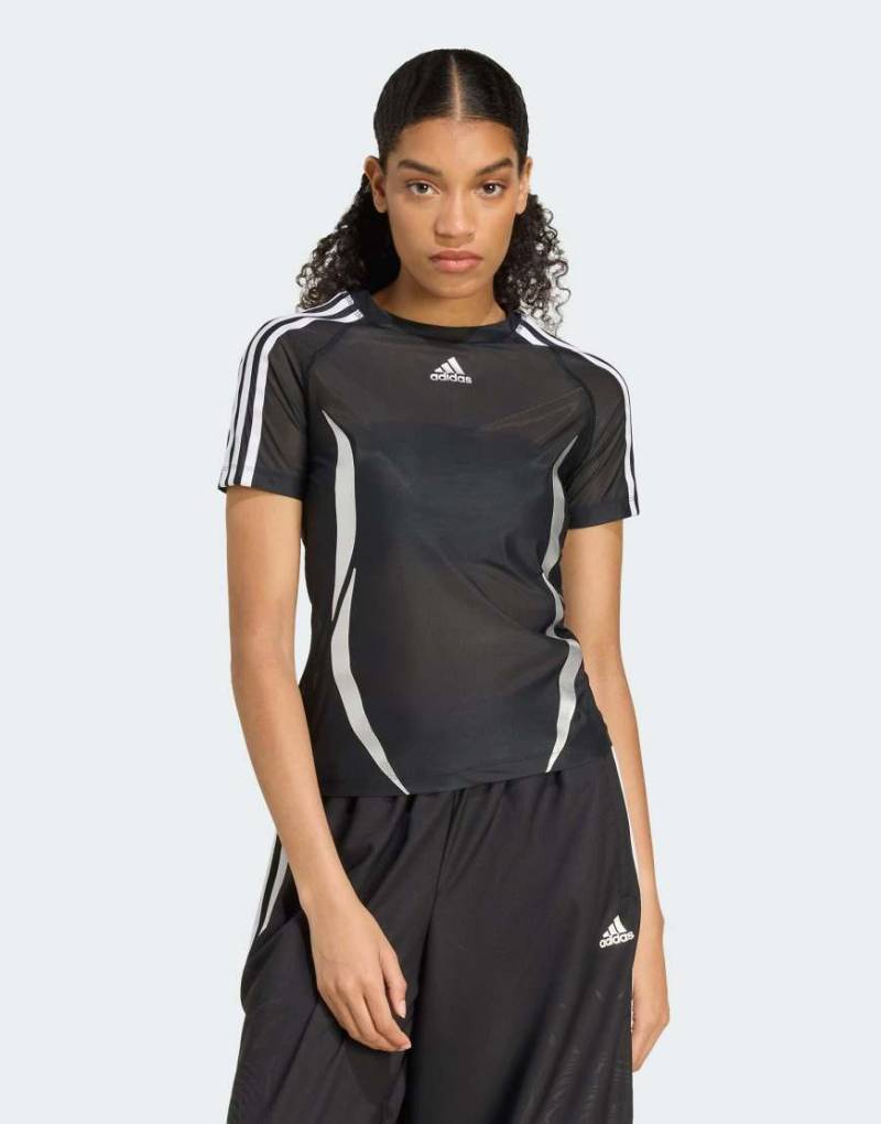 adidas Originals - Adilenium Season 4 Teamgeist - Figurbetontes, transparentes T-Shirt in Schwarz adidas Originals - Adilenium Season 4 Teamgeist - Figurbetontes, transparentes T-Shirt in Schwarz von adidas Originals