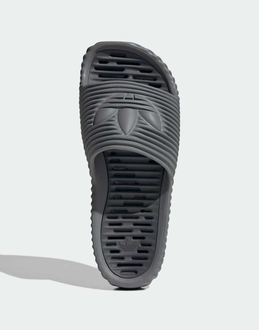 adidas Originals - Adilette 25 - Sandalen in Grau von adidas Originals