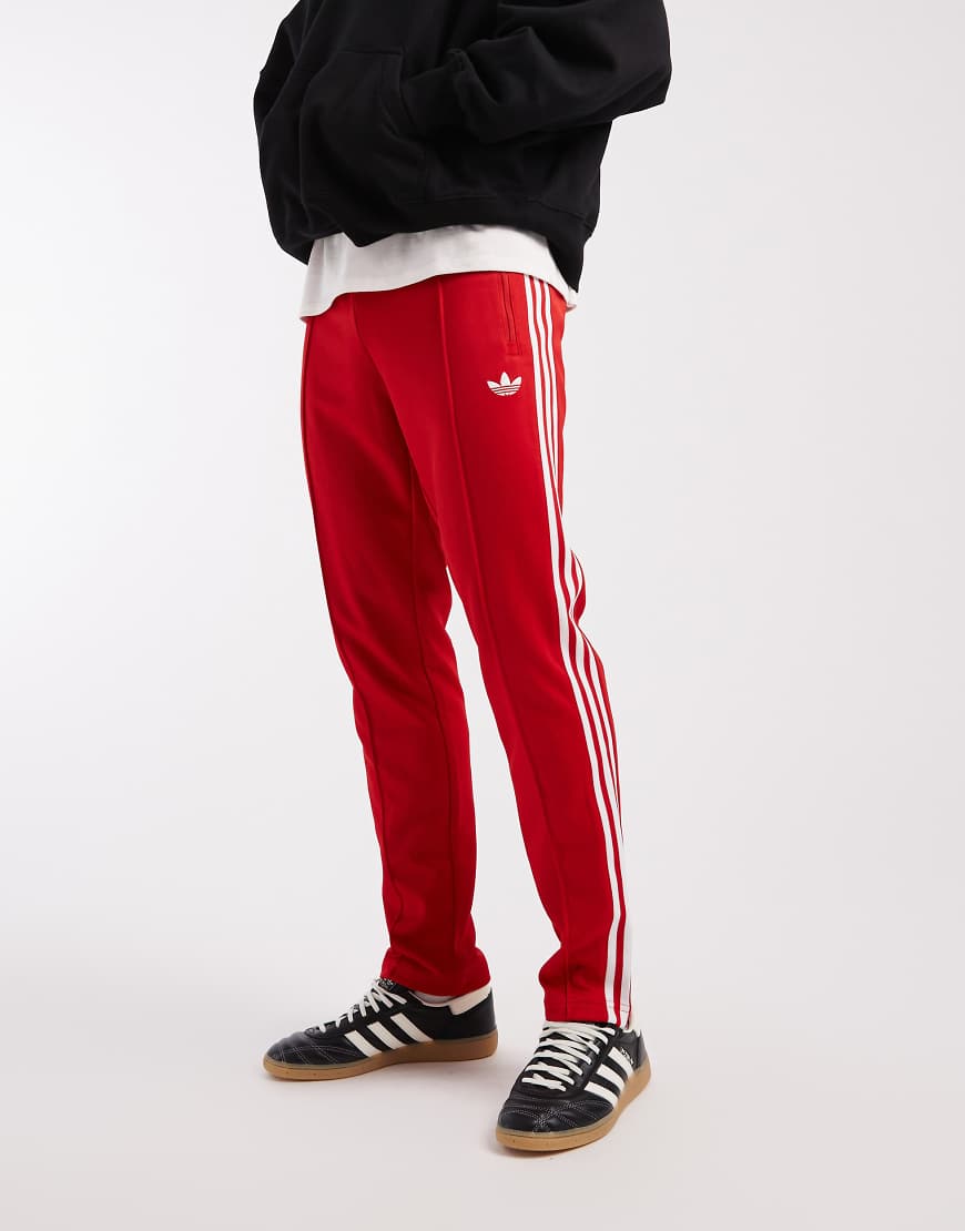 adidas Originals - Classic - Trainingshose in Better Scarlet-Rot von adidas Originals
