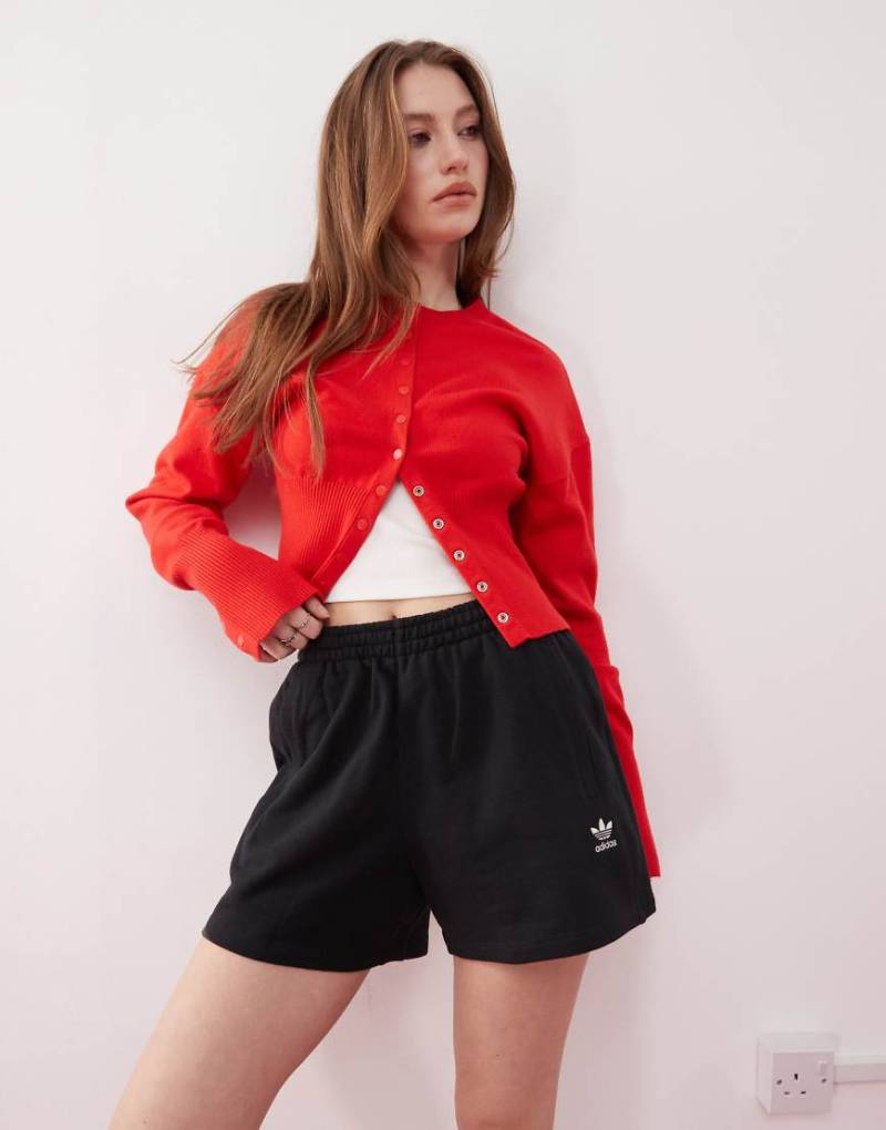 adidas Originals - Essentials - Schwarze Shorts von adidas Originals