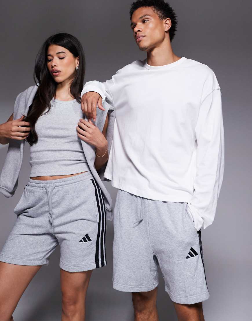 adidas Originals - Essentials - Shorts in Grau adidas Originals - Essentials - Shorts in Grau von adidas Originals