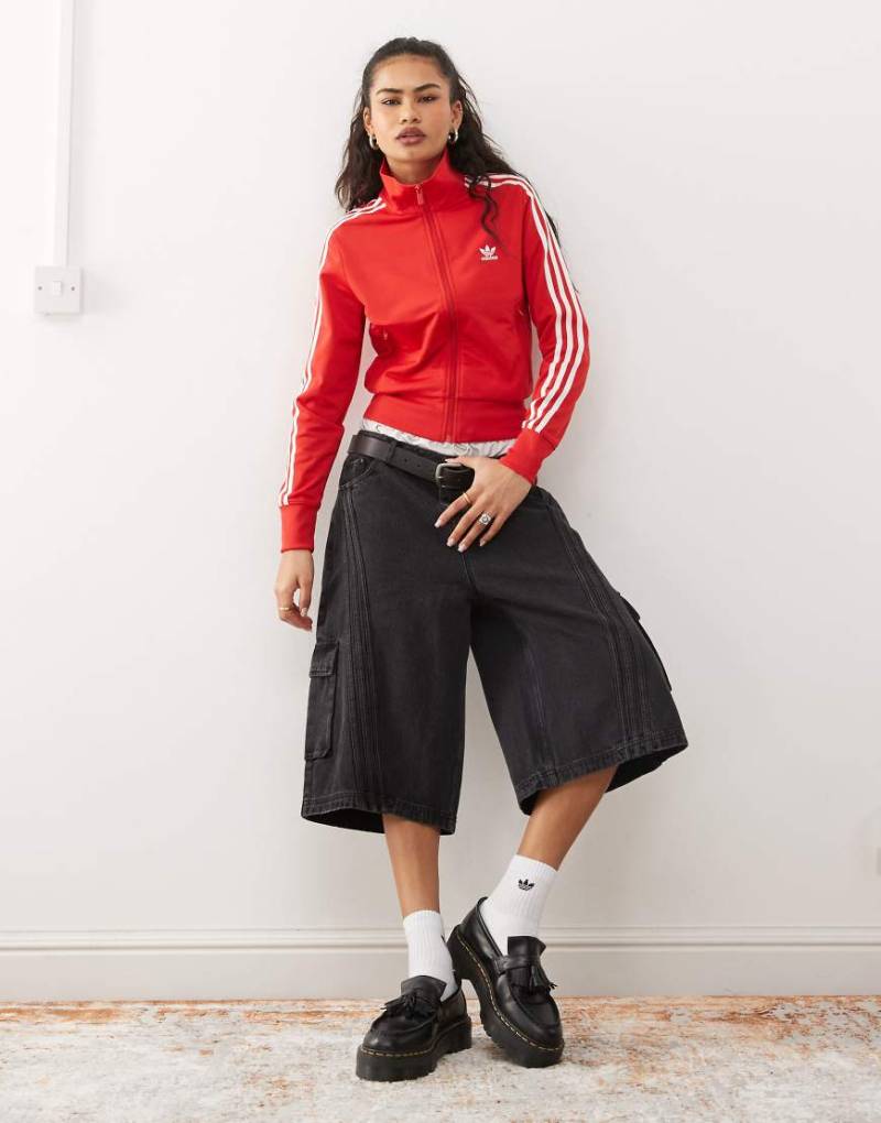 adidas Originals Firebird - Trainingsjacke in Rot adidas Originals Firebird - Trainingsjacke in Rot von adidas Originals