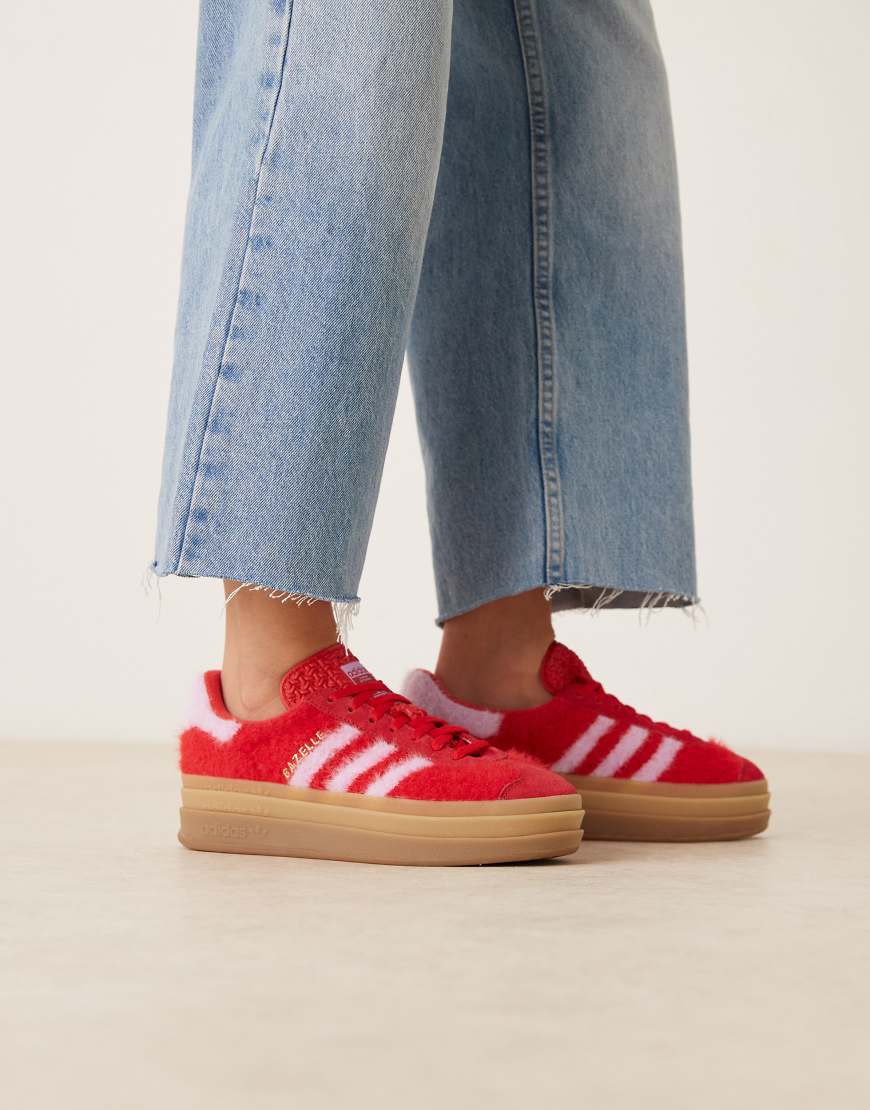 adidas Originals - Gazelle Bold - Flauschige Sneaker in Rot und Rosa von adidas Originals