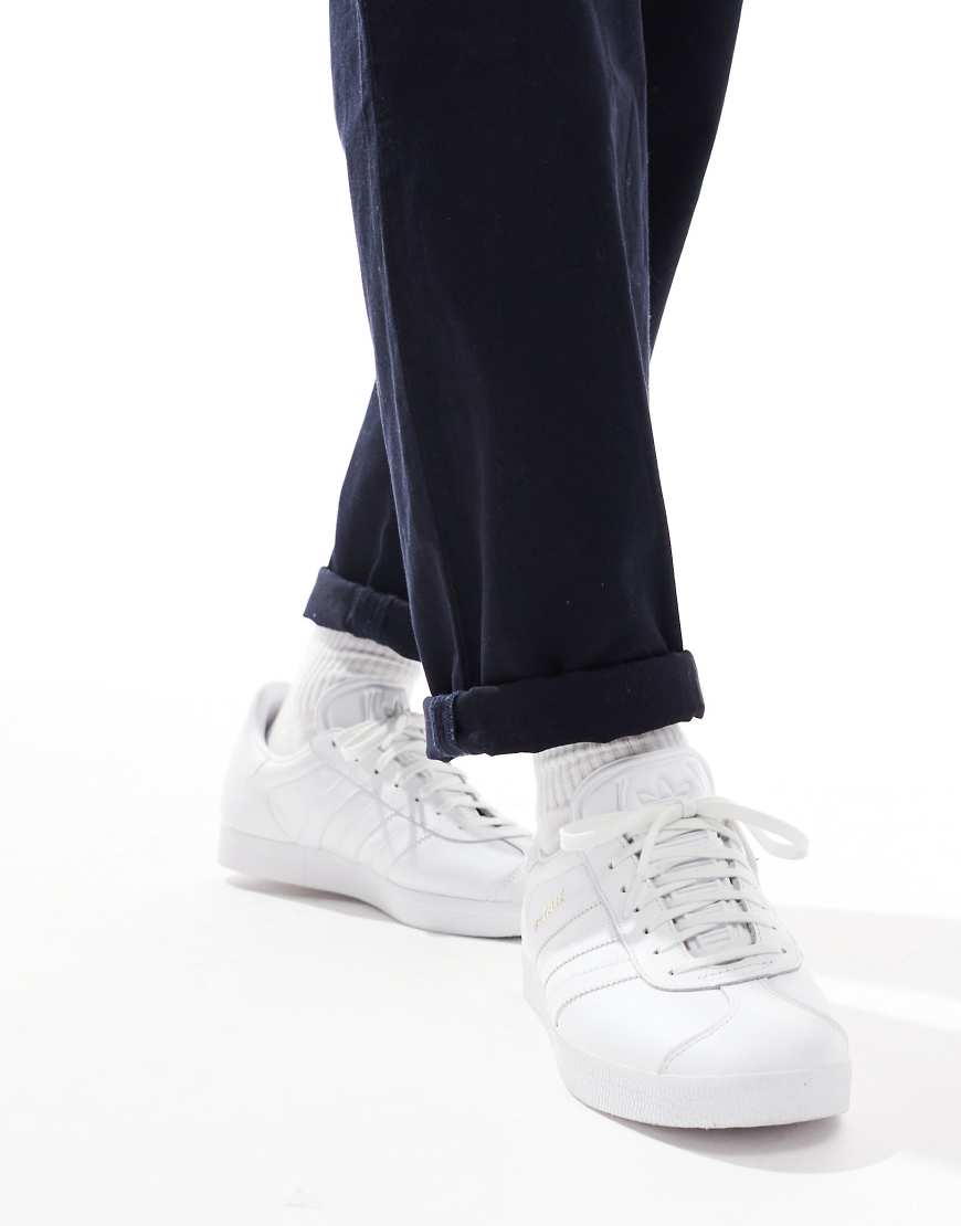 adidas Originals - Gazelle - Sneaker in Triple-Weiß adidas Originals - Gazelle - Sneaker in Triple-Weiß von adidas Originals