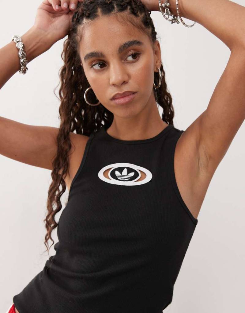 adidas Originals - Geripptes Tanktop in Schwarz im Stil der 00er-Jahre von adidas Originals