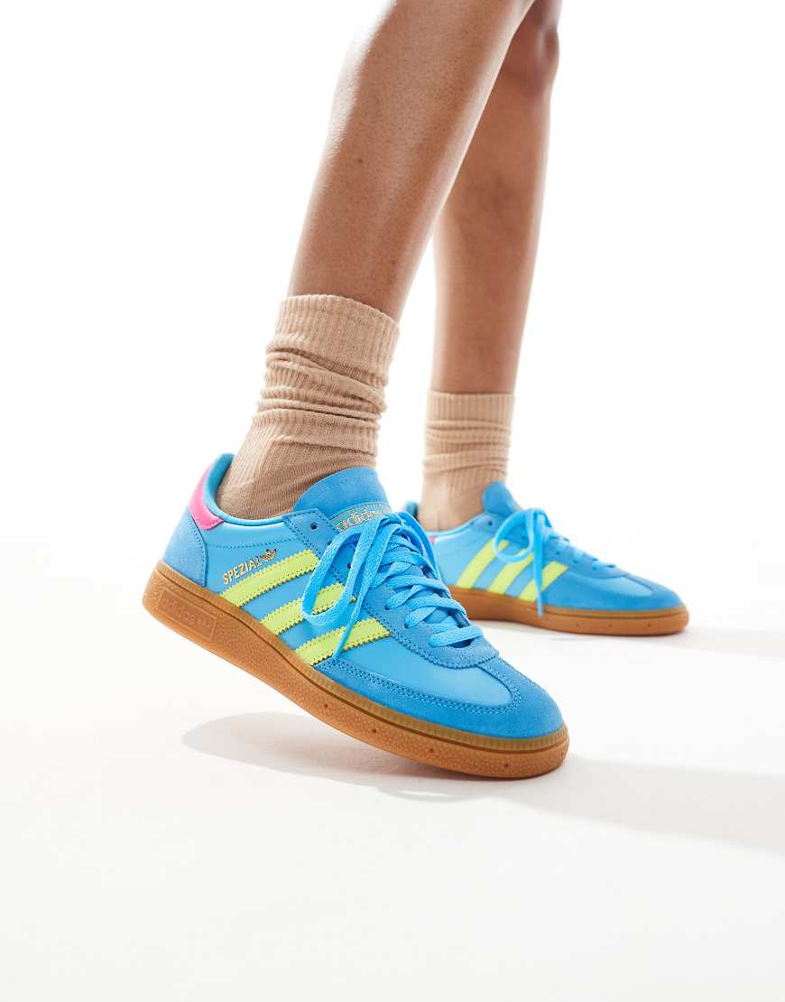 adidas Originals - Handball Spezial - Schuhe in Blau, Gelb und Rosa adidas Originals - Handball Spezial - Schuhe in Blau, Gelb und Rosa von adidas Originals