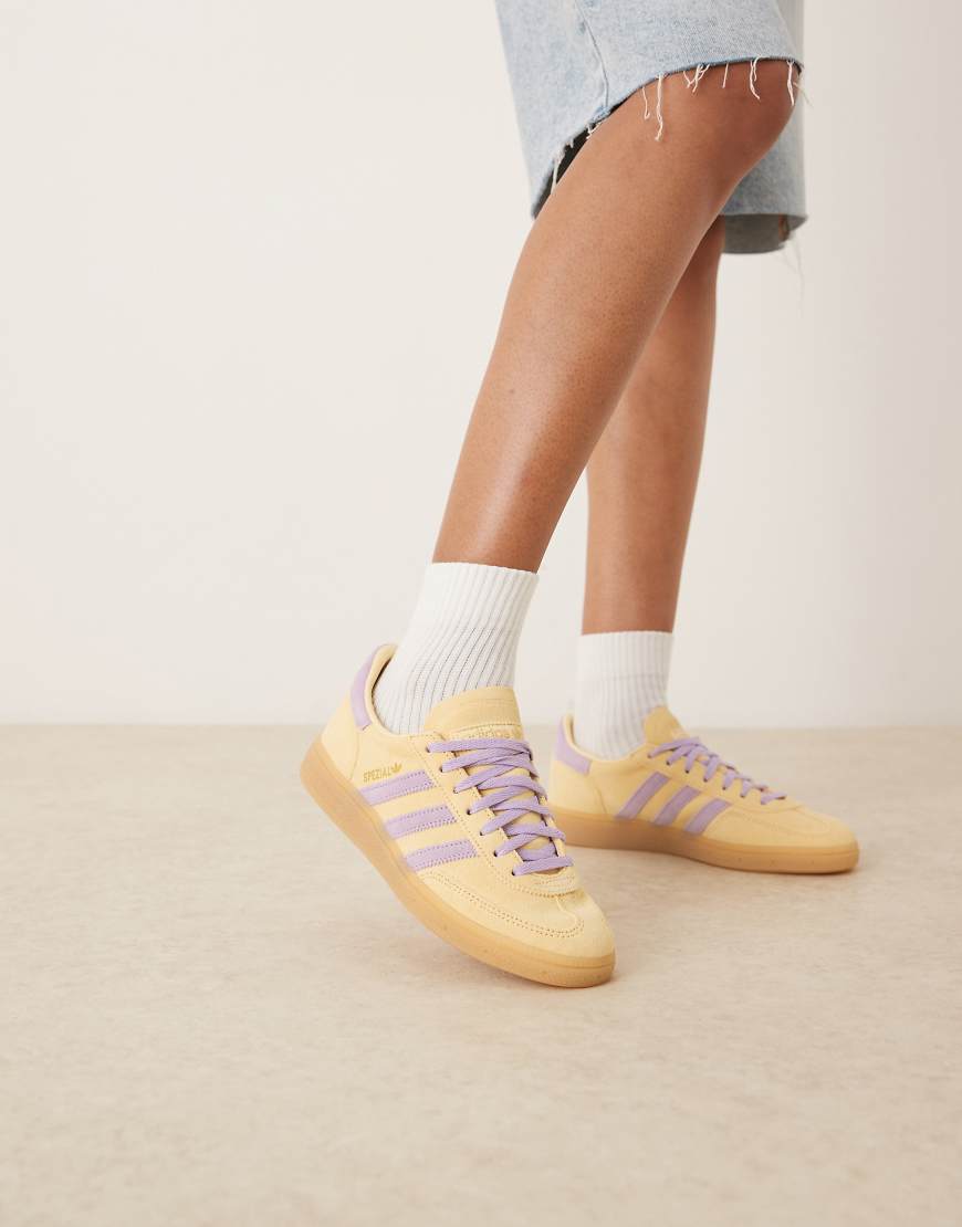 adidas Originals - Handball Spezial - Sneaker in Gelb und Flieder-Orange adidas Originals - Handball Spezial - Sneaker in Gelb und Flieder-Orange von adidas Originals