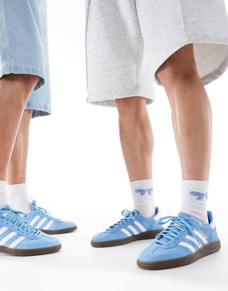 adidas Originals - Handball Spezial - Sneaker in Hellblau mit Gummisohle adidas Originals - Handball Spezial - Sneaker in Hellblau mit Gummisohle von adidas Originals