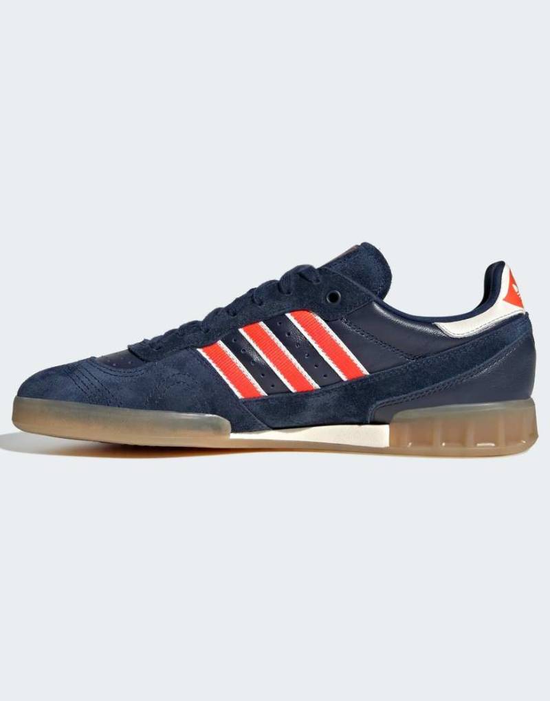 adidas Originals - Handball - Sneaker in Marineblau und Rot-Lila von adidas Originals
