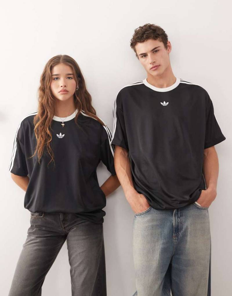 adidas Originals - Jacquard-Trikot in Schwarz und Weiß mit Dreiblatt-Logo von adidas Originals