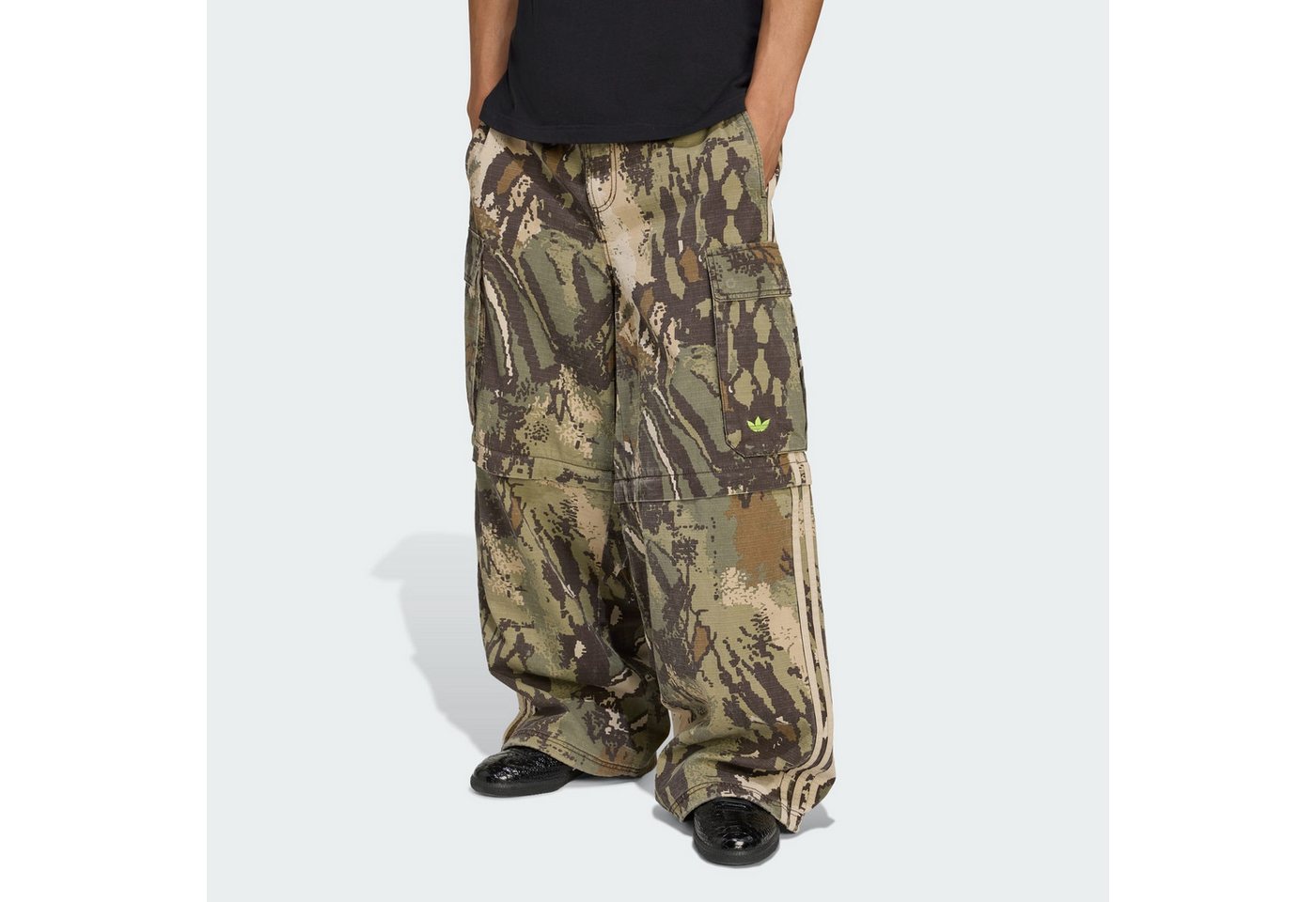 adidas Originals Laufshorts CARGO-HOSE MIT ABNEHMBAREN BEINEN von adidas Originals