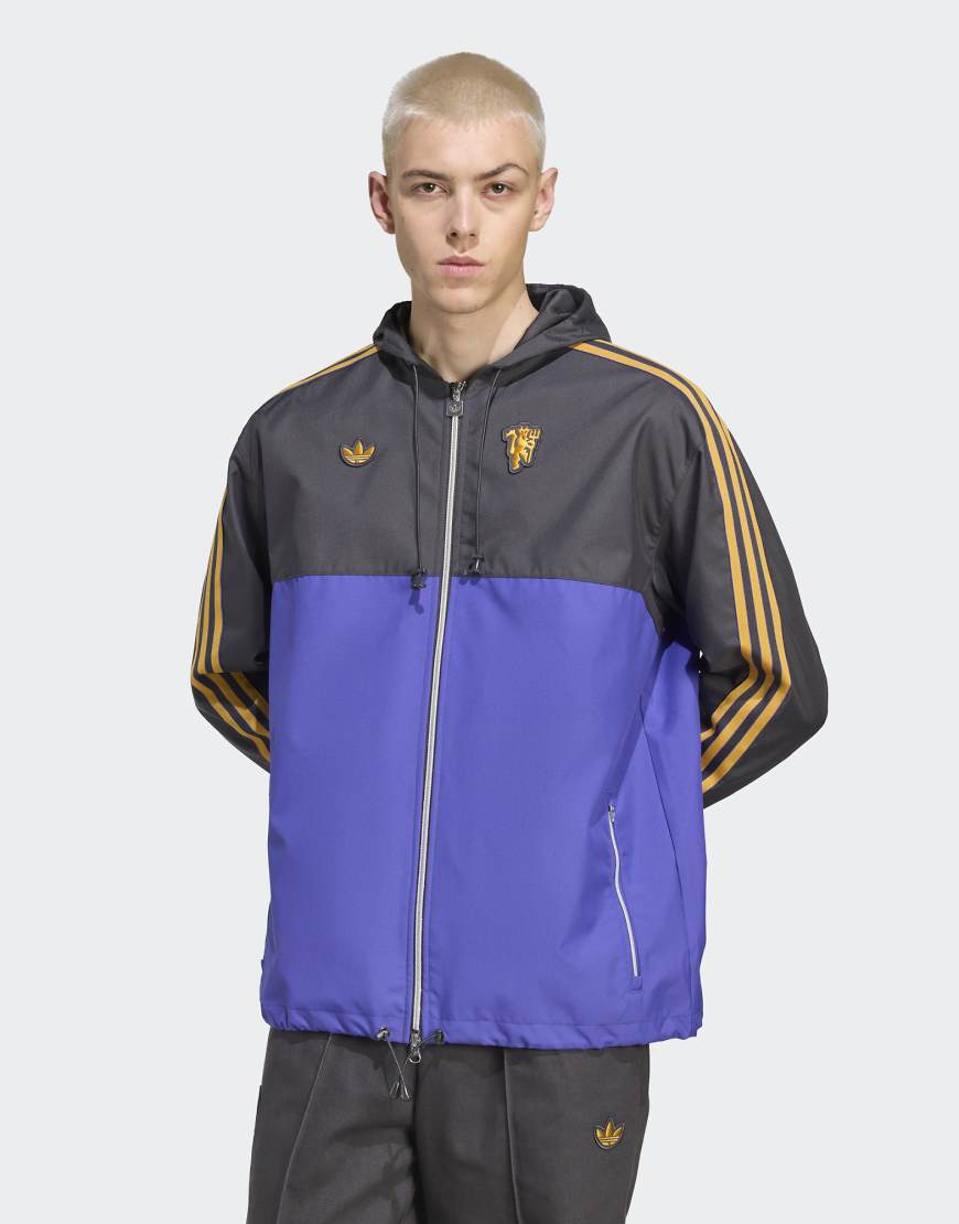 adidas Originals - Manchester United Terrace Icons - Parka in Utility-Schwarz adidas Originals - Manchester United Terrace Icons - Parka in Utility-Schwarz von adidas Originals