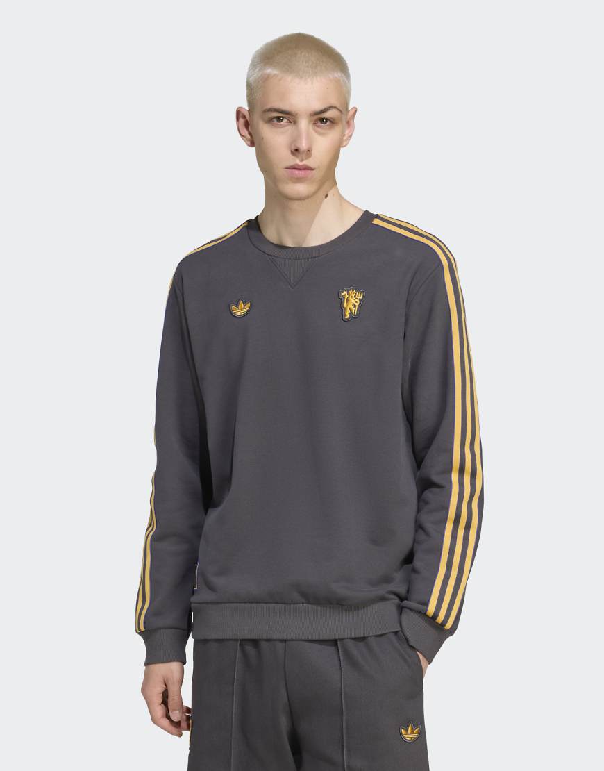 adidas Originals - Manchester United Terrace Icons - Sweatshirt in Utility-Schwarz von adidas Originals