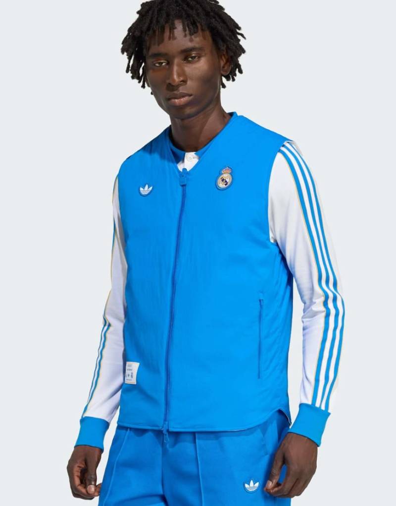 adidas Originals - Real Madrid Terrace Icons - Trägertop in Blue Bird/Weiß-Blau adidas Originals - Real Madrid Terrace Icons - Trägertop in Blue Bird/Weiß-Blau von adidas Originals