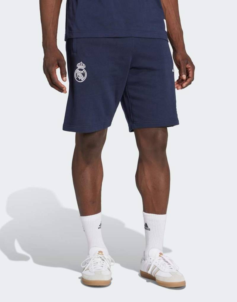 adidas Originals - Real Madrid US Pack - Shorts in Legend Ink/Weiß-Schwarz von adidas Originals