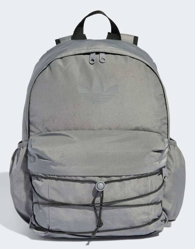 adidas Originals - Reflective CL - Rucksack in Metallic-Eisengrau von adidas Originals
