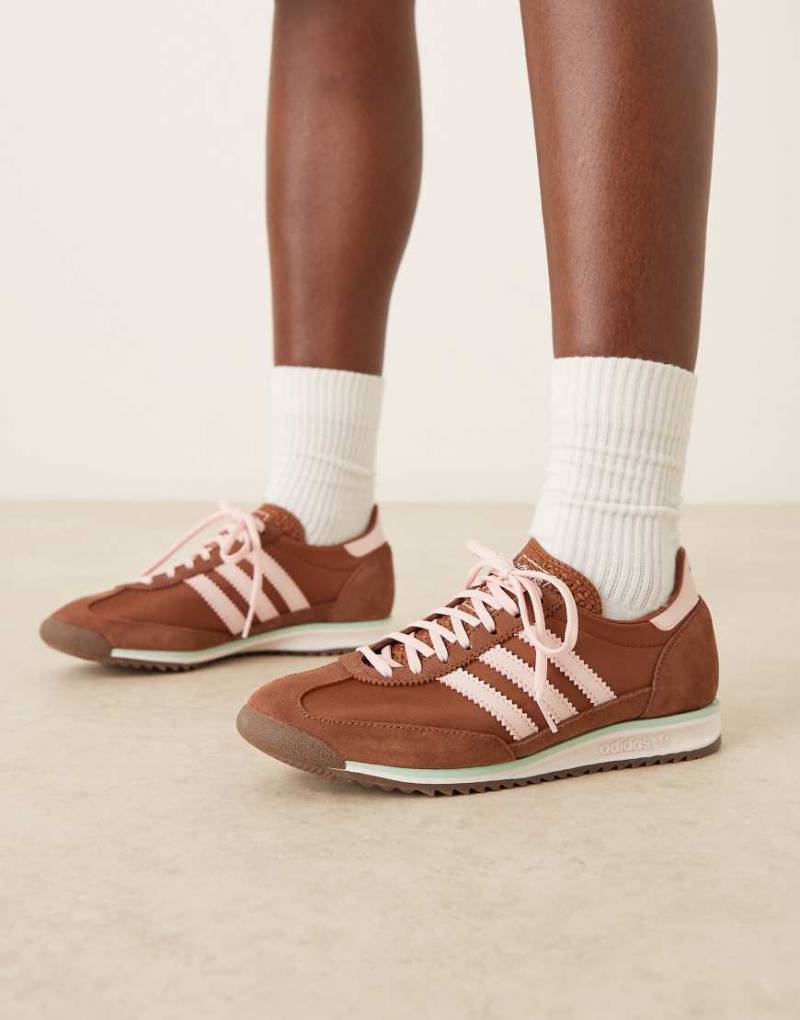 adidas Originals - SL 72 OG - Sneaker in Hellbraun und Rosa-Brown von adidas Originals