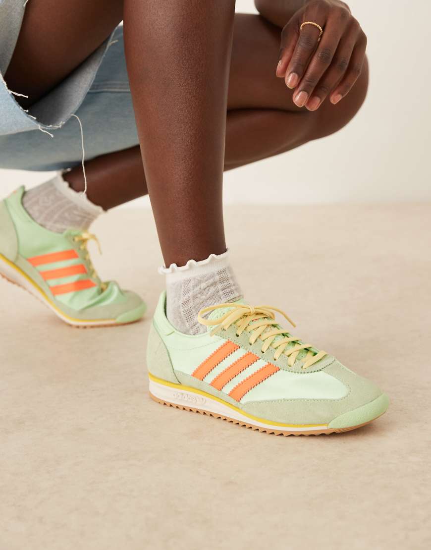 adidas Originals - SL 72 OG - Sneaker in Hellgrün und Orange adidas Originals - SL 72 OG - Sneaker in Hellgrün und Orange von adidas Originals