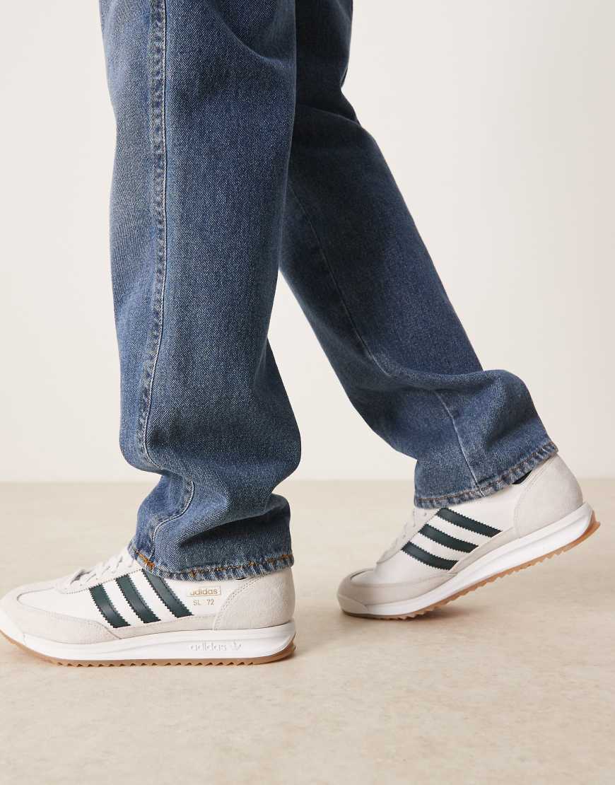 adidas Originals - SL 72 RS - Sneaker in Weiß und Dunkelgrün adidas Originals - SL 72 RS - Sneaker in Weiß und Dunkelgrün von adidas Originals